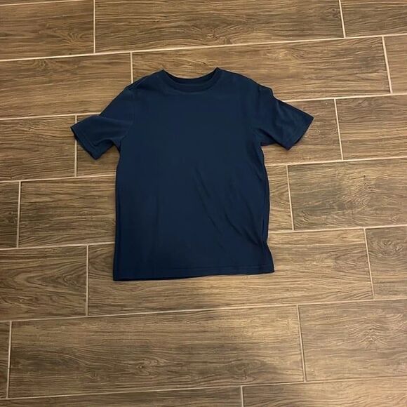 Bundle of Boys Shirts Size: Small 6/7 - Picture 8 of 13